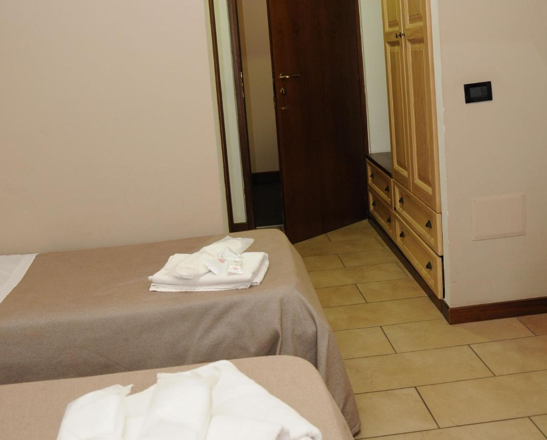 Hotel Fly Casoria Dış mekan fotoğraf