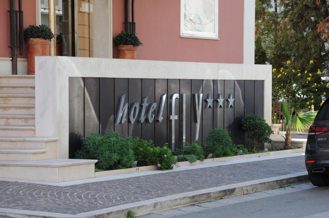 Hotel Fly Casoria Dış mekan fotoğraf