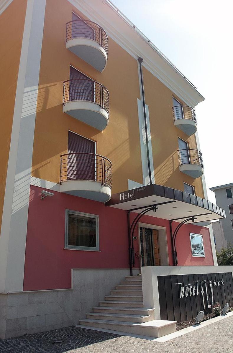Hotel Fly Casoria Dış mekan fotoğraf